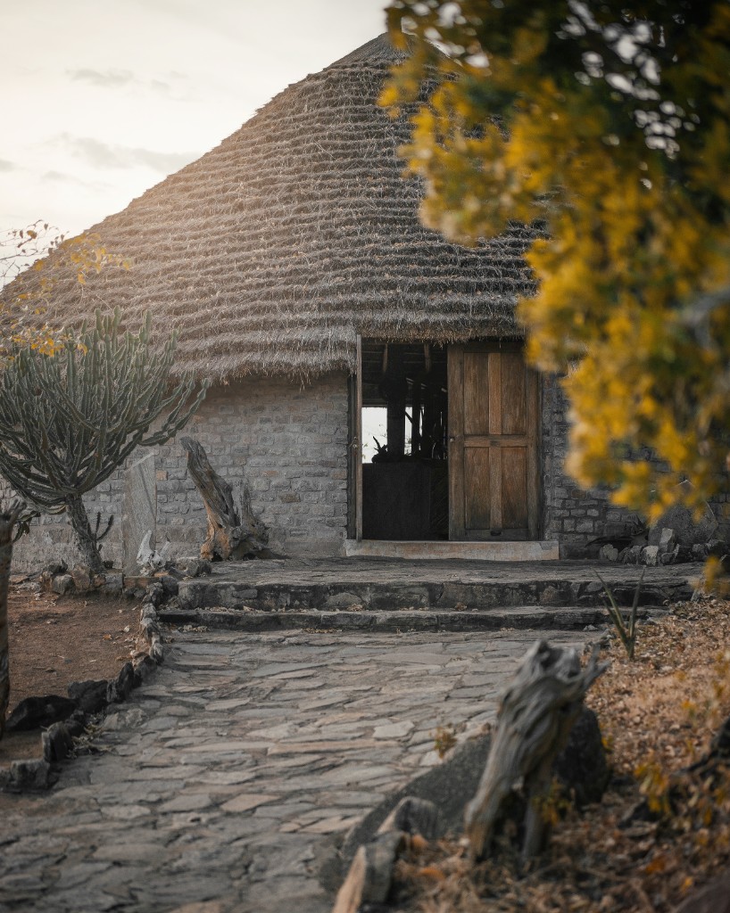 Tented luxury camps — Lake Mburo & savanna