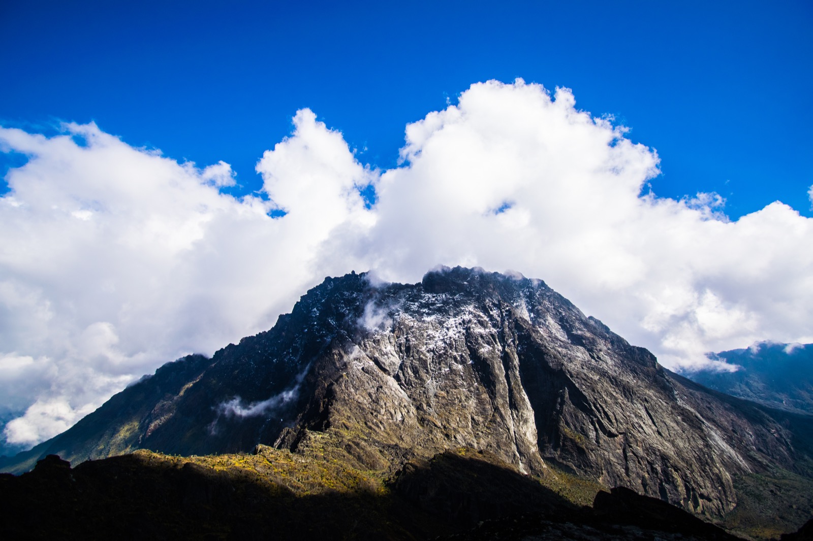 Mount Rwenzori — alpine trekking, Uganda